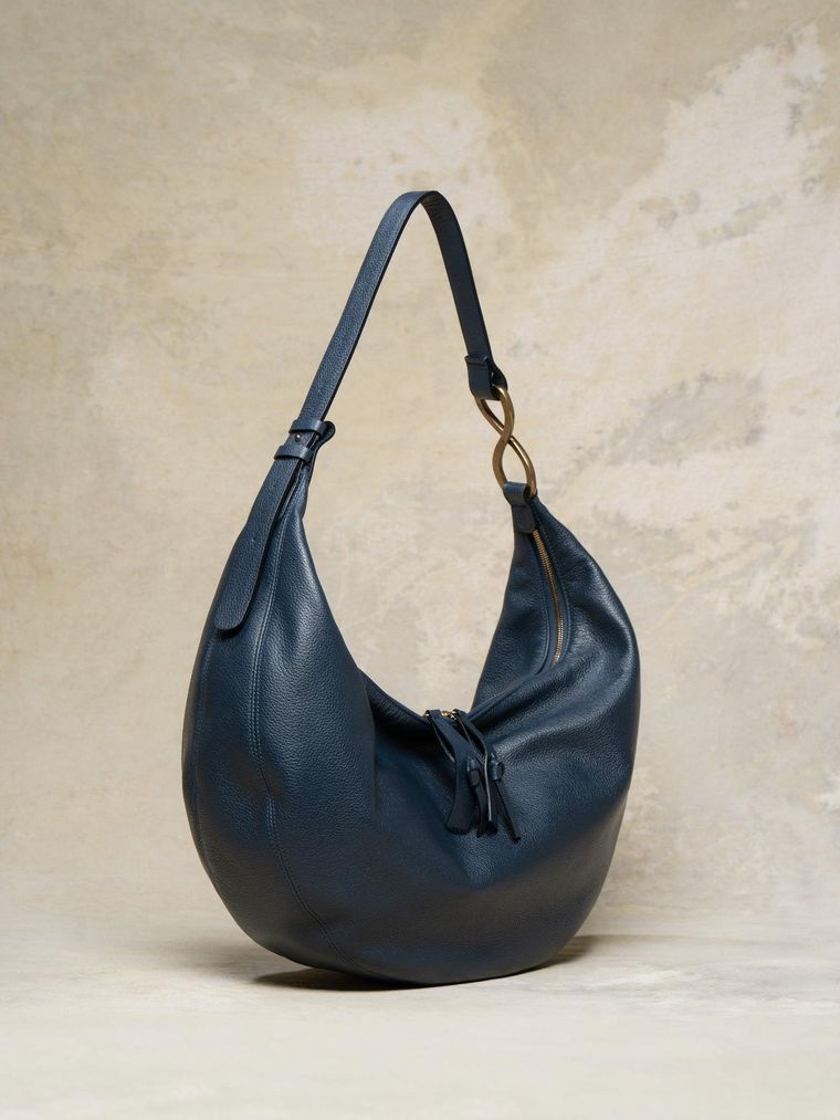 Handbag Trends 2022 — Best Bucket Bags, Fanny Packs, Totes