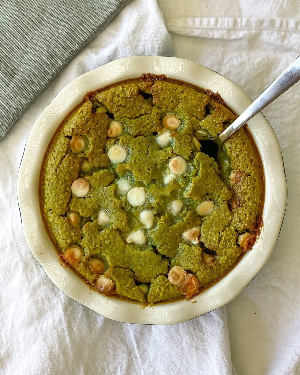 Matcha White Chocolate Baked Oats