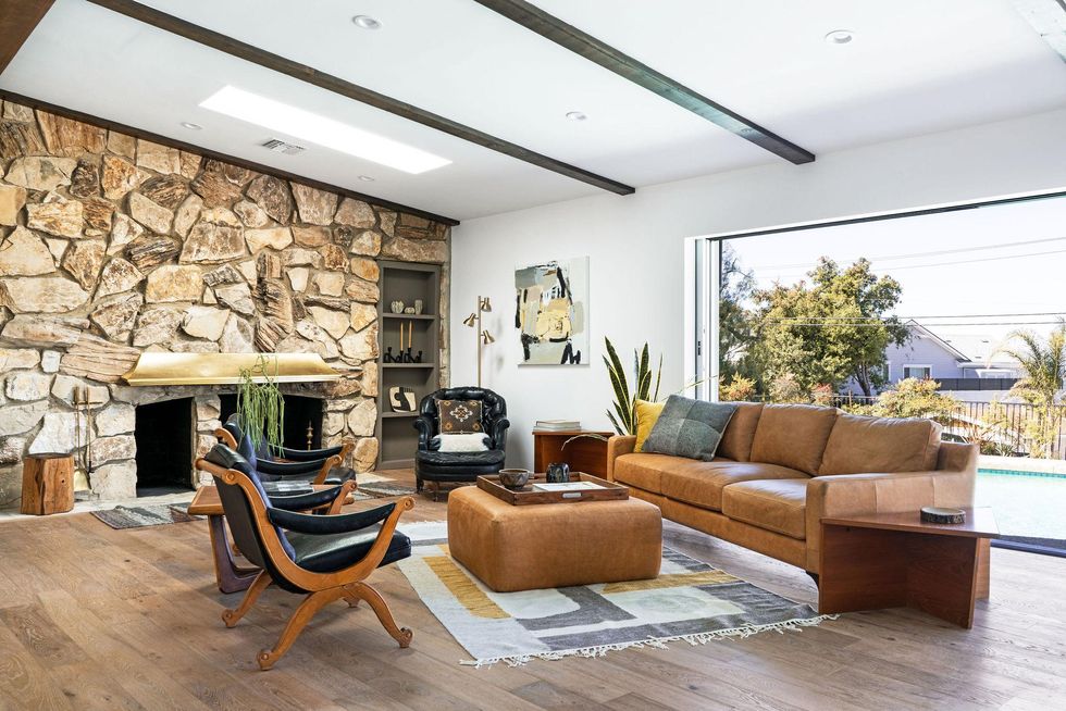 mid-century modern living room