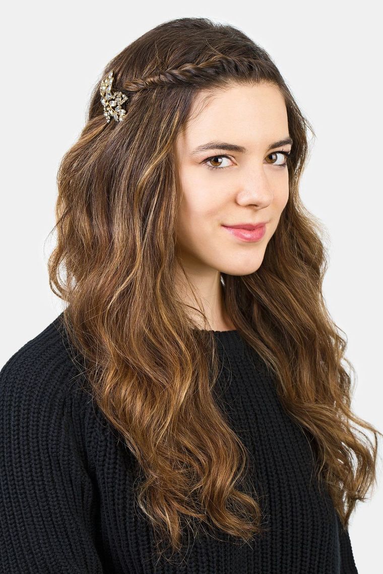 10 Loose Hairstyle Ideas If You Like To Wear Your Hair Down