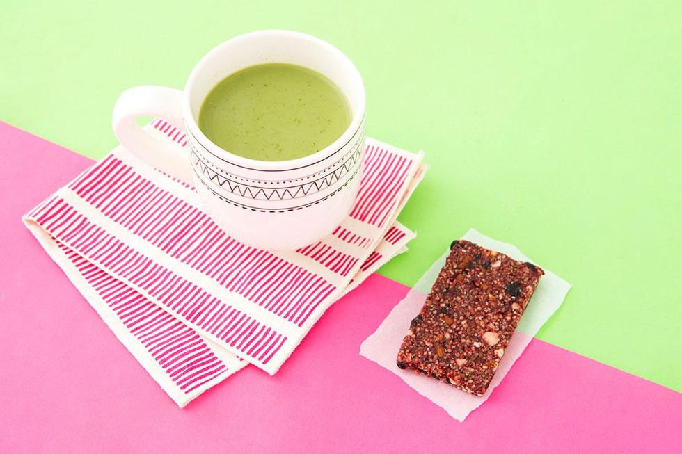 mug of matcha tea that looks like moringa tea