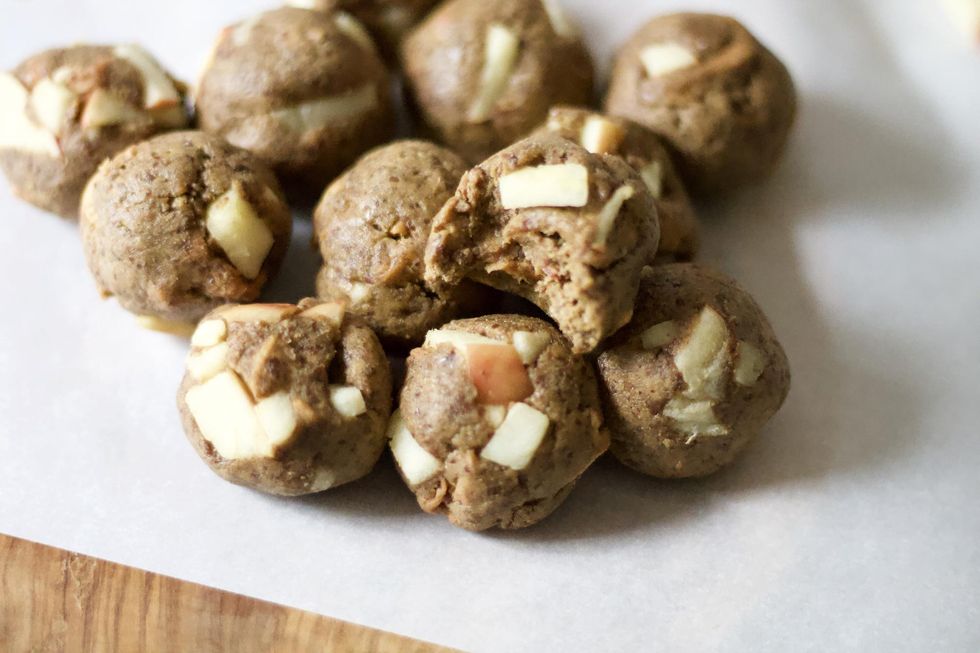 no-bake apple pie bites on parchment paper