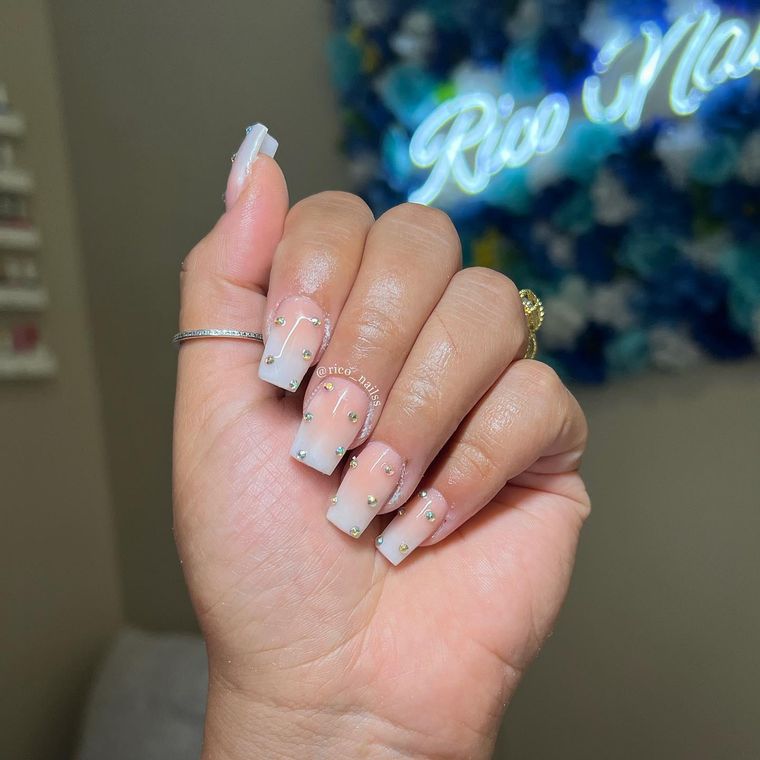 Ombré Wedding Nails Trend For 2023 - Brit + Co