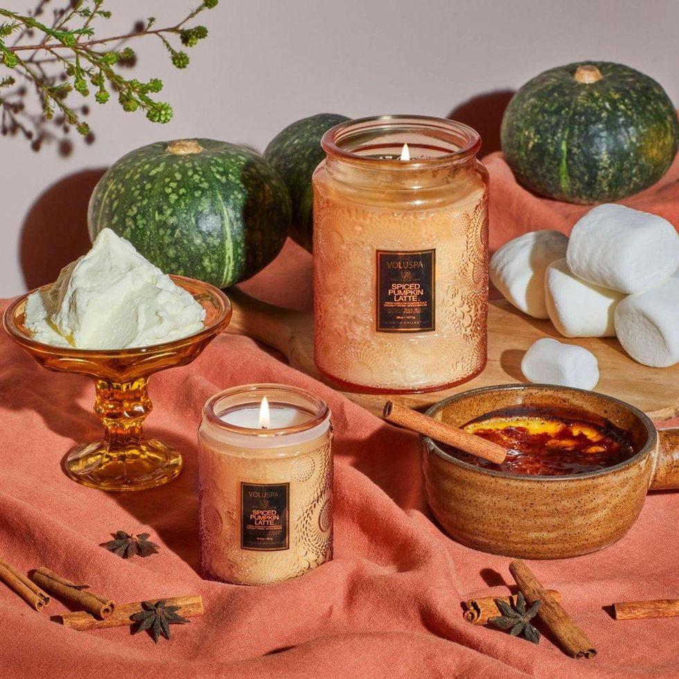 orange pumpkin spice candles