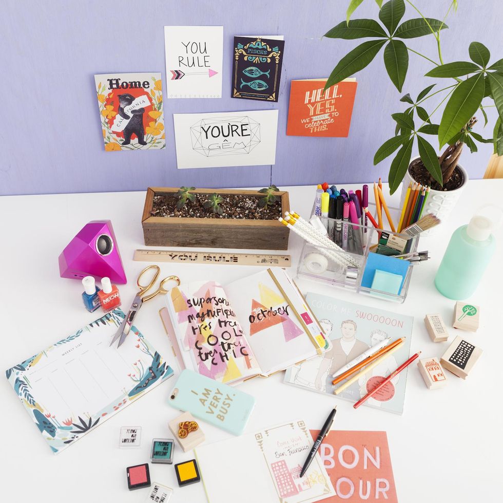 Organize Your Desk Mess With These 12 Hacks | LaptrinhX / News