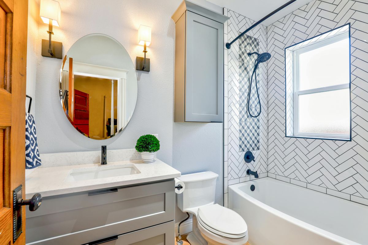 Outdated Bathroom Trends