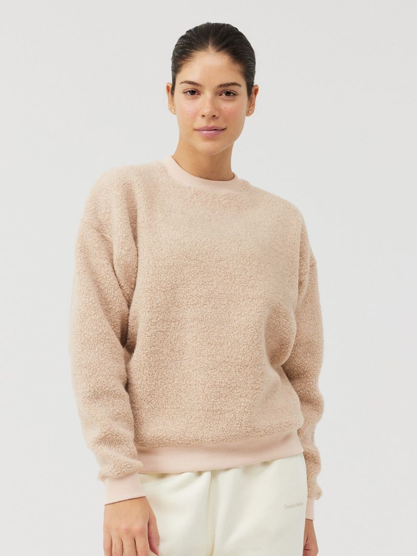 20 Cozy Fleece Pullovers To Warm Up Your Winter - Brit + Co