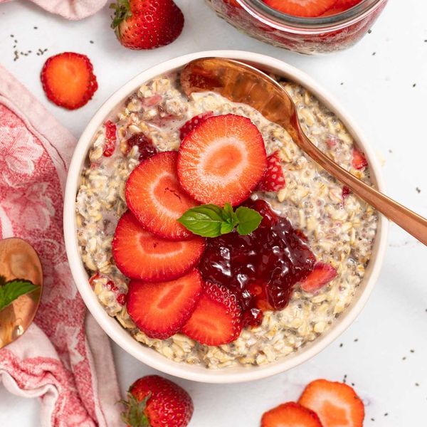 17 Easy Overnight Oats Recipes For Breakfast - Brit + Co