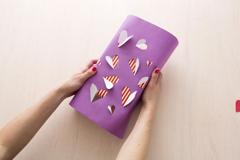 peek a boo heart gift wrap