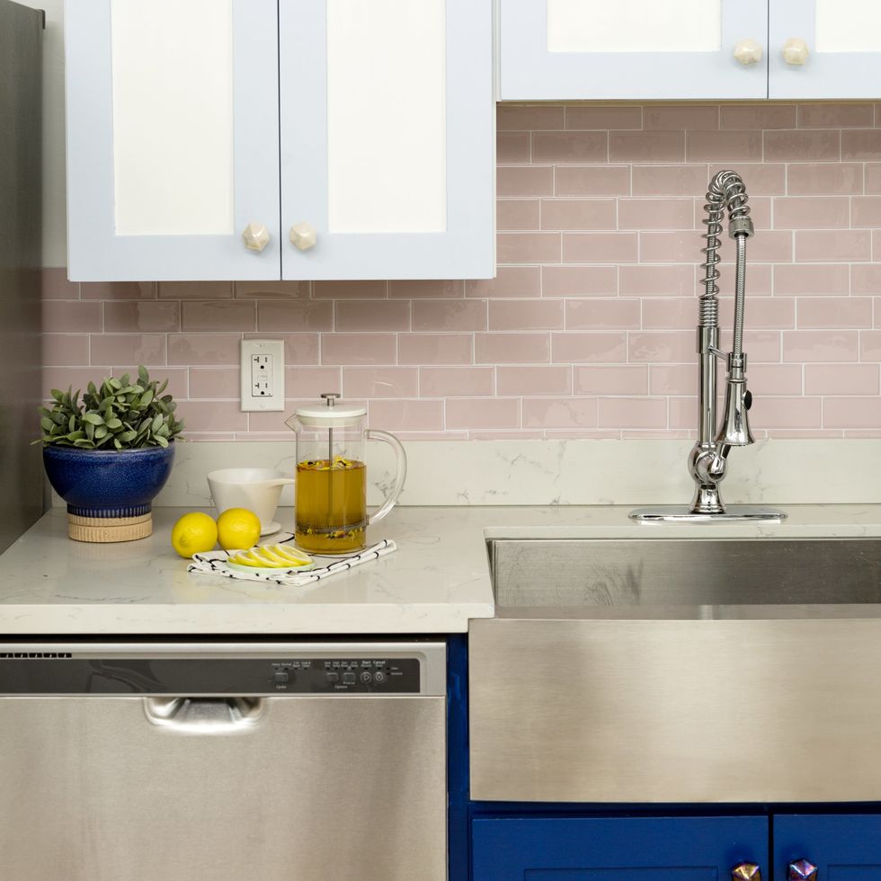 peel and stick backsplash