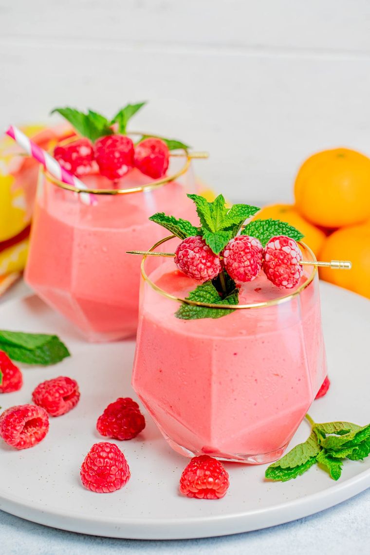 https://www.brit.co/media-library/raspberry-smoothie.jpg?id=34959690&width=760&quality=90