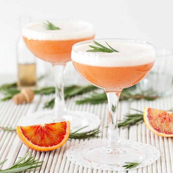 74 Easy Cocktail Recipes For 2023 - Brit + Co