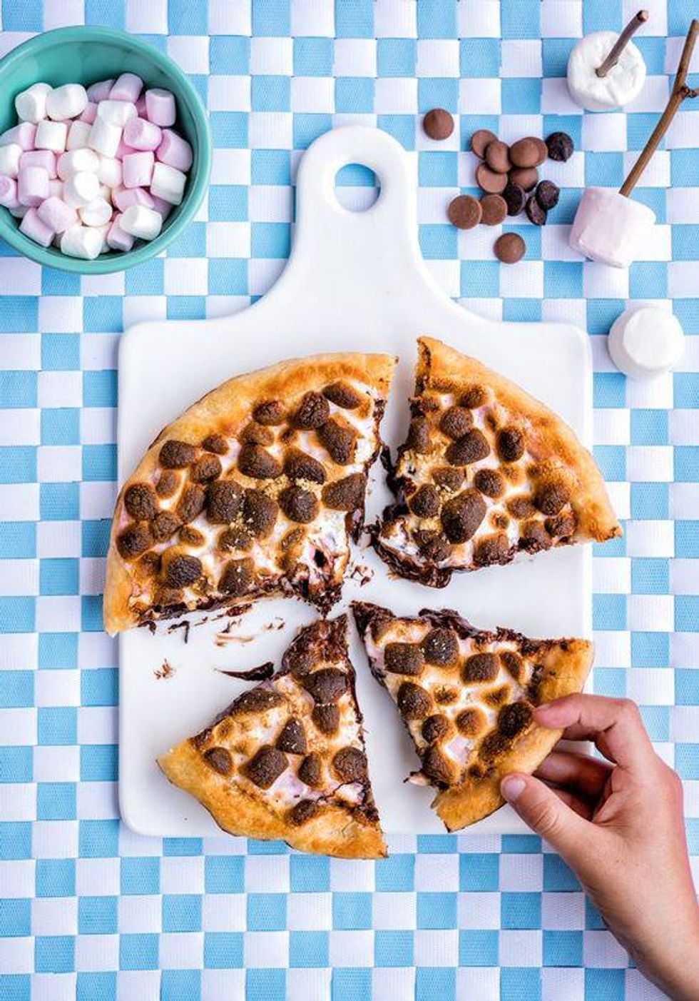 S'mores Pizza food trends