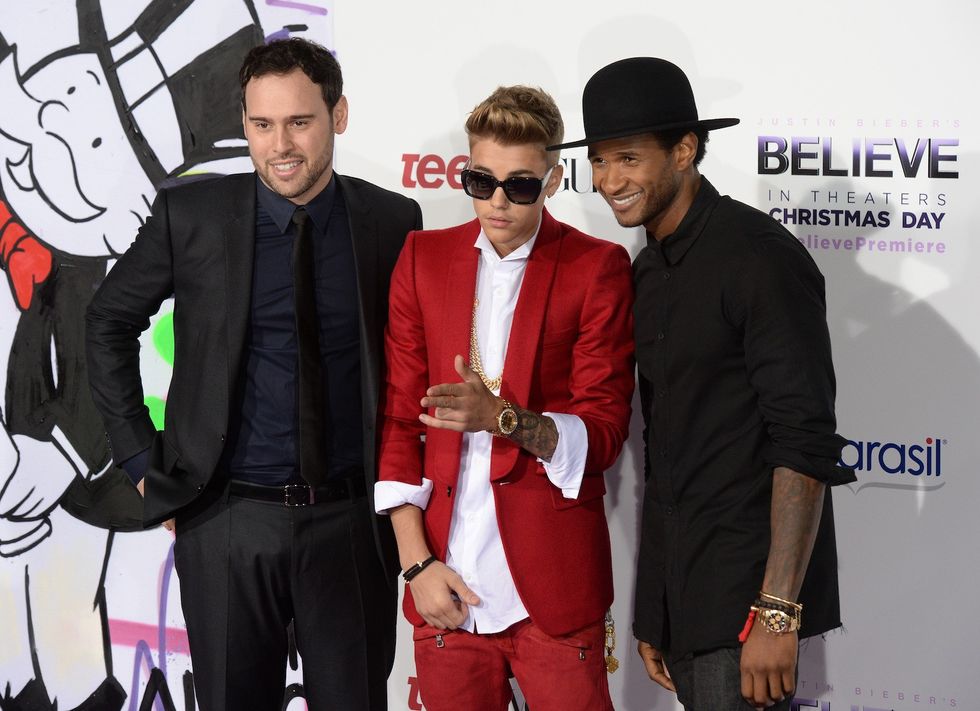 scooter braun justin bieber and usher at the premiere of justin bieber's never say never