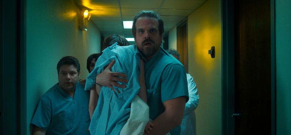 Sean Astin as Bob and David Harbour as Hopper stranger things 5