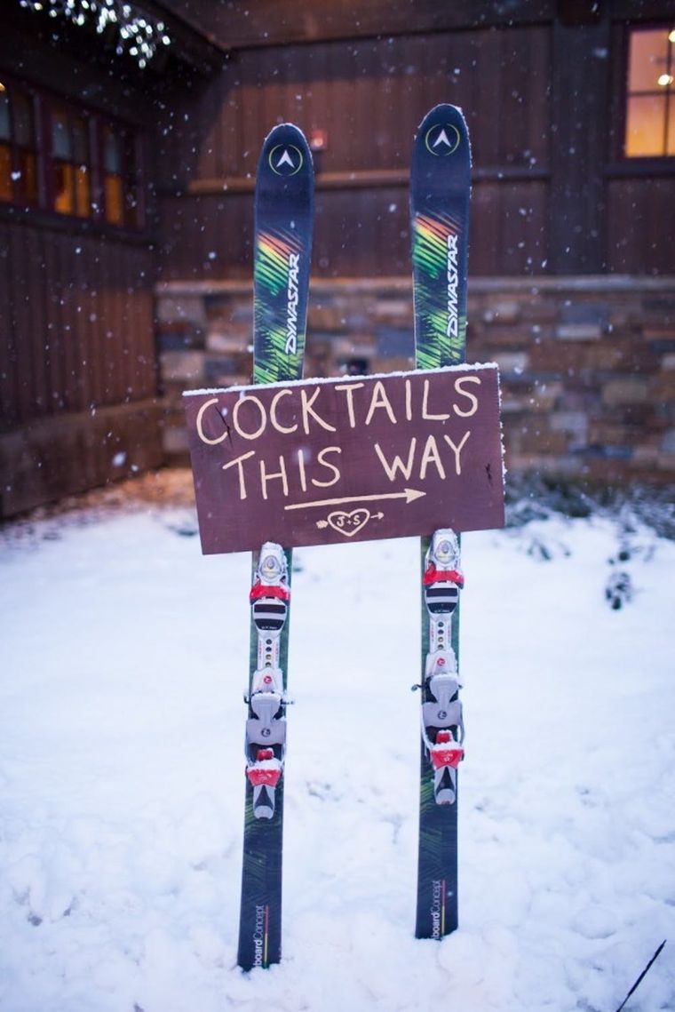How to Host the Perfect Apres Ski Party at Home