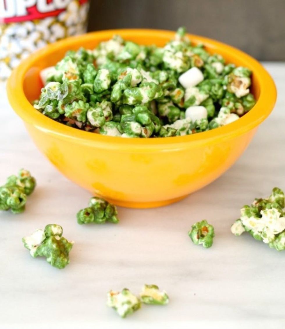 St.-Patricks-Day-Caramel-Corn-683x1024