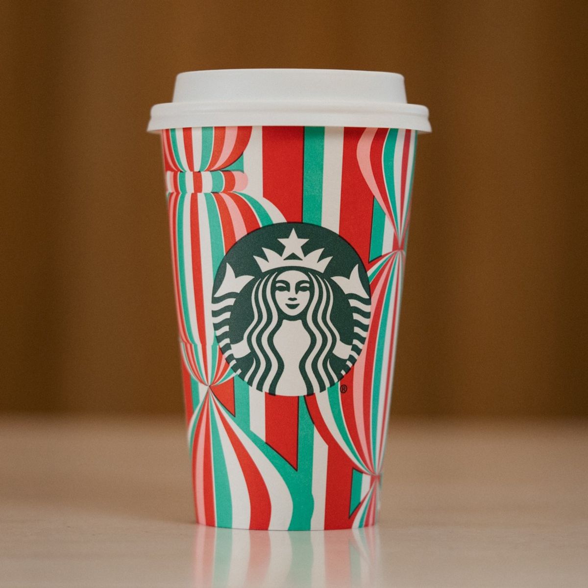 starbucks holiday cups