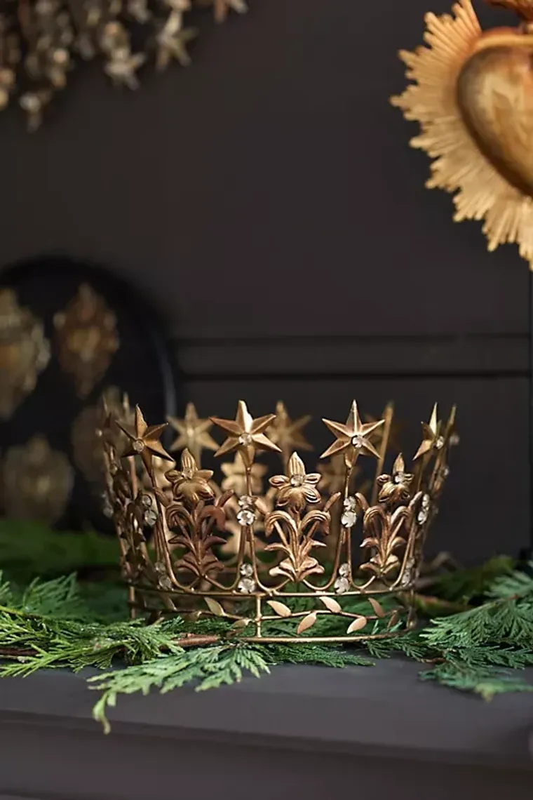 https://www.brit.co/media-library/starry-crown-tree-topper.webp?id=50406416&width=760&quality=90