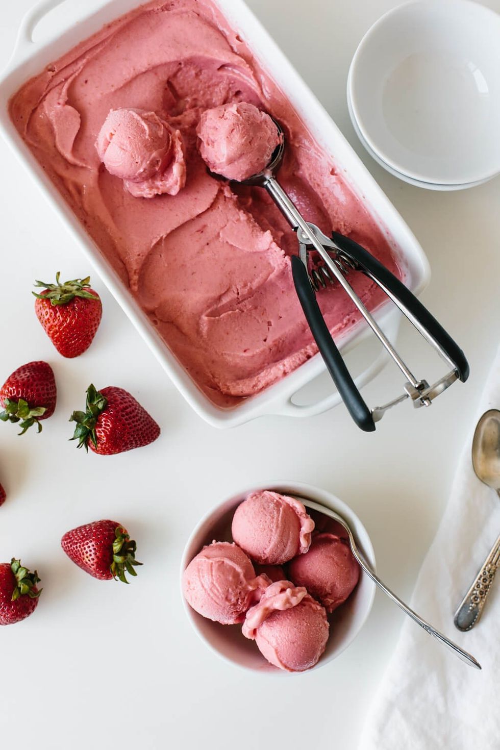 Strawberry Frozen Yogurt