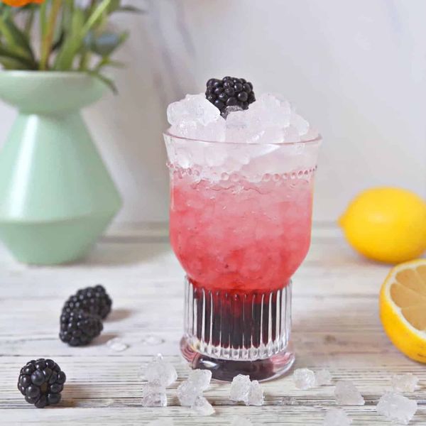https://www.brit.co/media-library/summer-cocktail-recipes-low-calorie-summer-cocktails.jpg?id=34215269&width=600&height=600&quality=90&coordinates=0%2C667%2C0%2C0