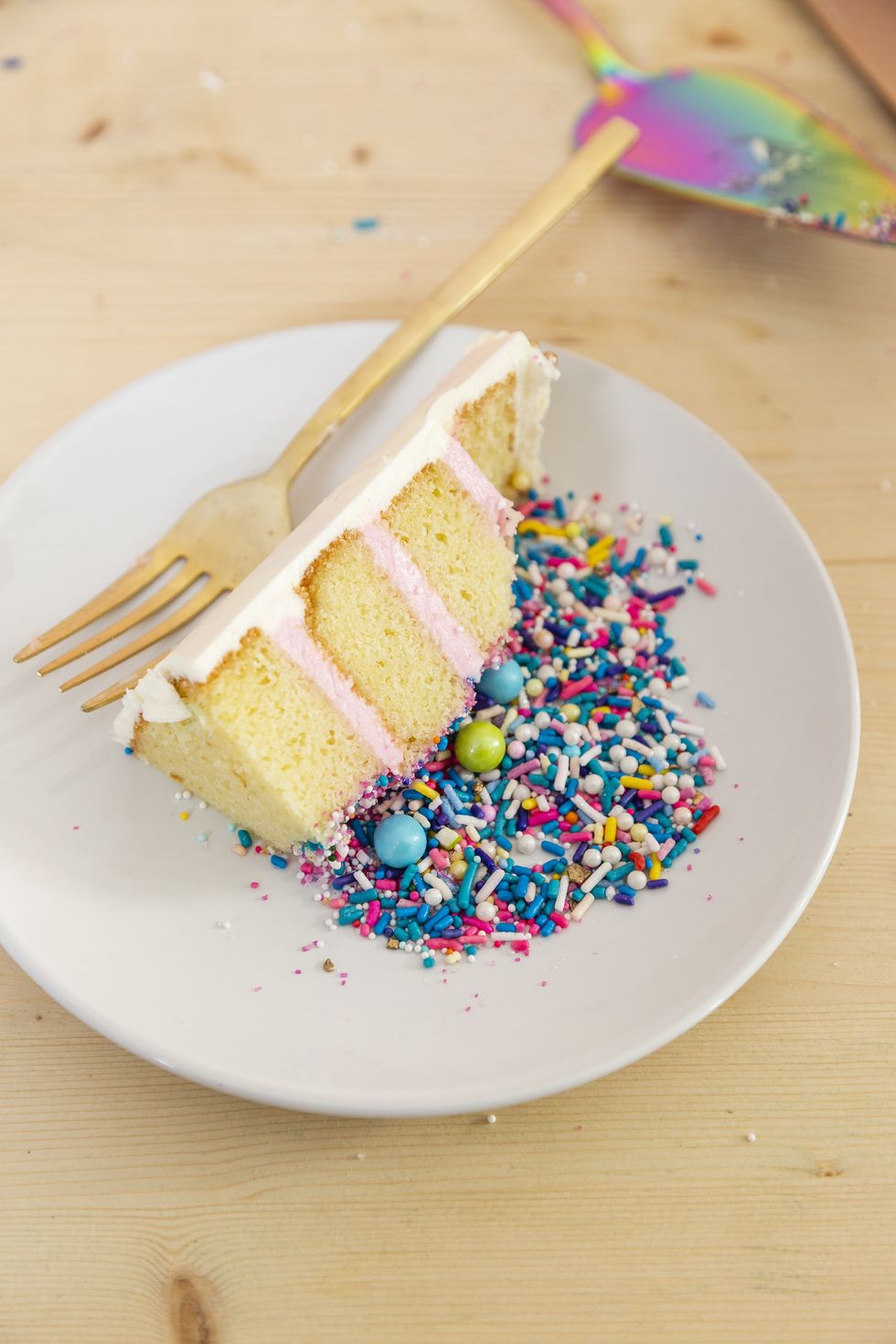 surprise filling cake ideas