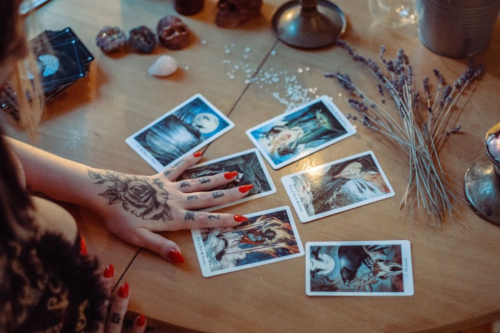 Tarot cards on the table