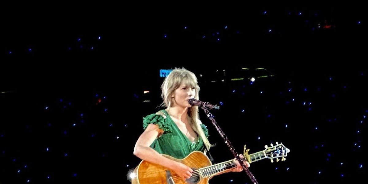 Taylor Swift's surprise song at Seattle concert hypes next potential  'Taylor's Version' album