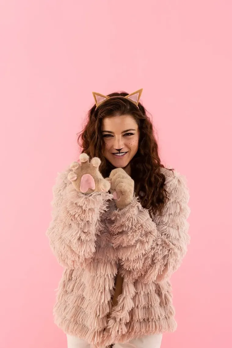 80 Best Fur Collars ideas  fur collars, fur costume, how to wear