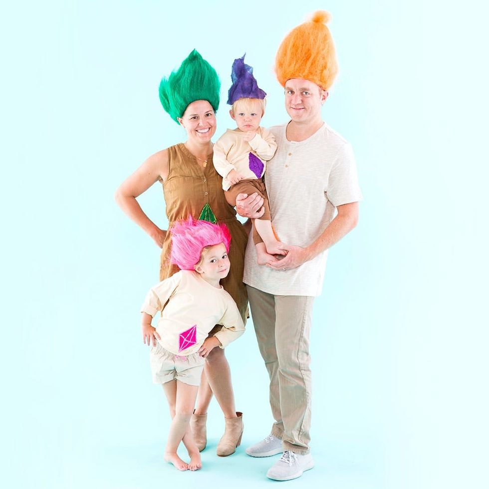 These Family Halloween Costumes Will Create Major Neighborhood Jealousy ...