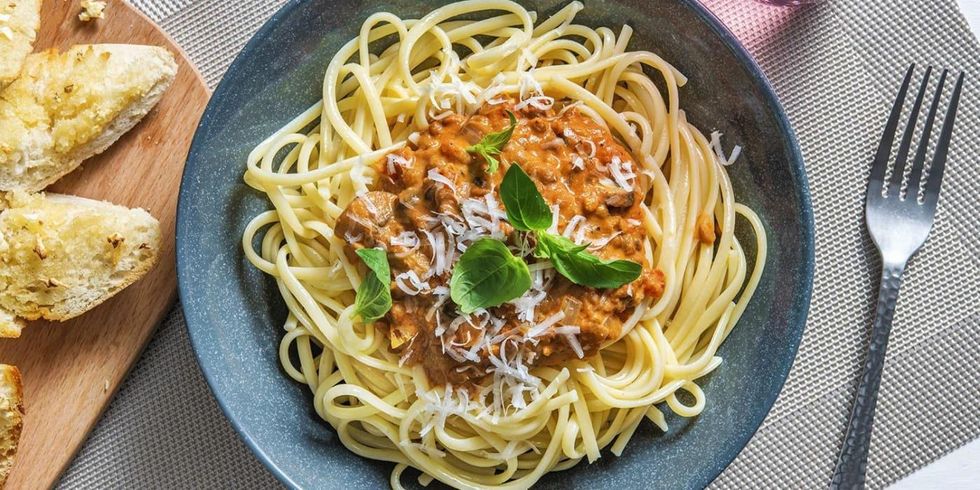 \u200bLentil Bolognese with Garlic Toast