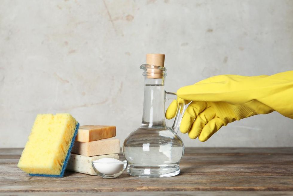 vinegar for cleaning