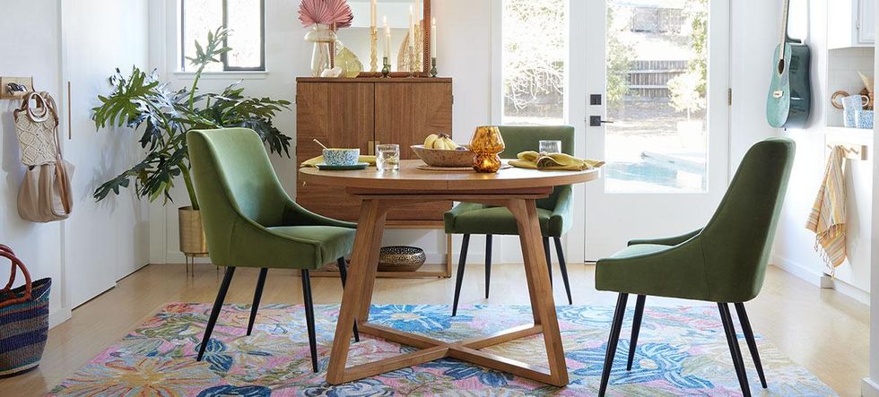 vintage and airy dining room