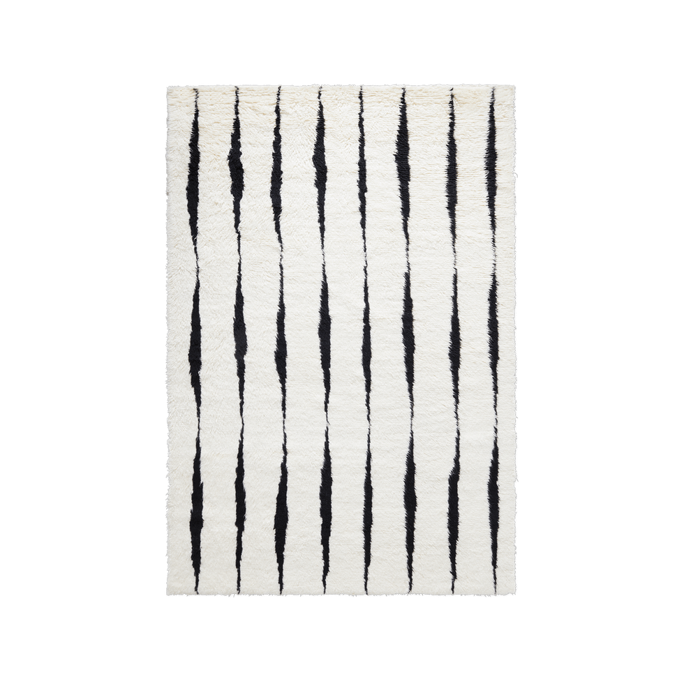 white and black rug