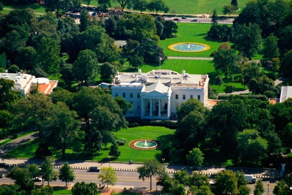 You Won’t Believe How Much It Would Cost to Buy the White House - Brit + Co