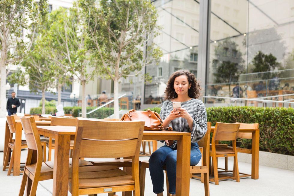 woman thinking about when to quit your job