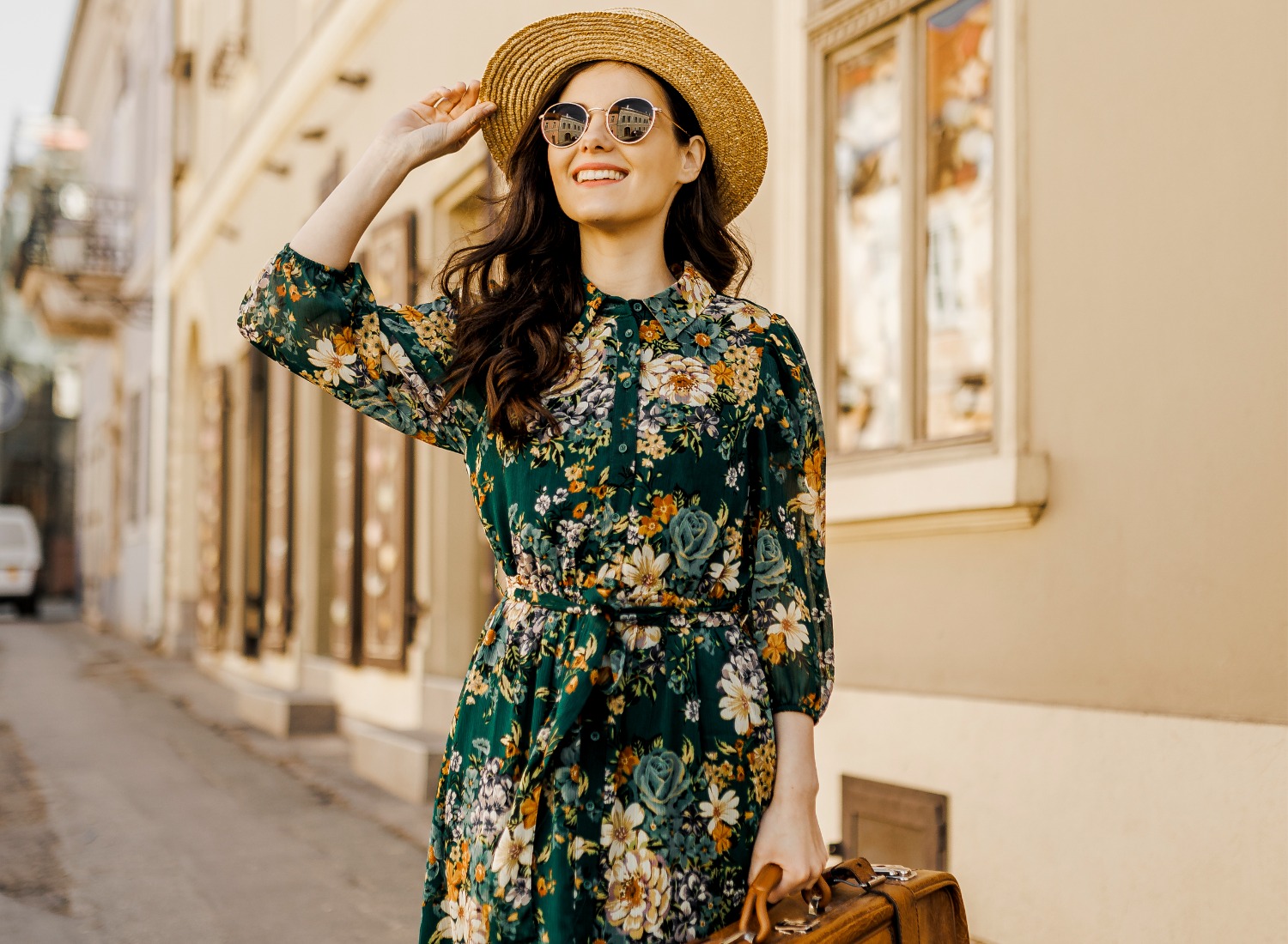 8 Best Travel Outfits for Women of All Sizes